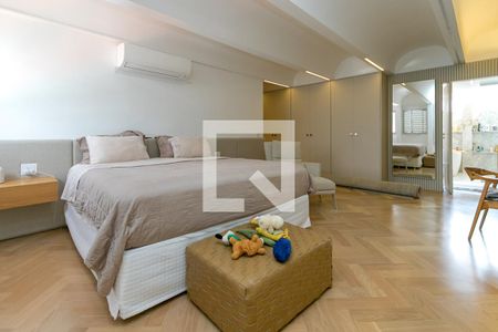 Apartamento à venda com 347m², 4 quartos e 4 vagasSuíte 1