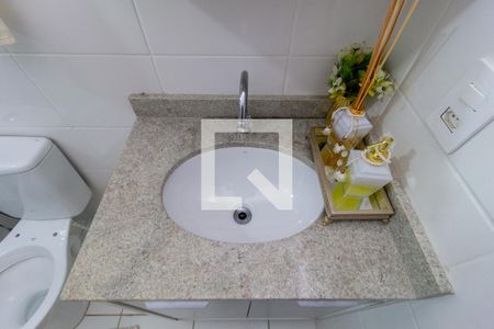 Apartamento para alugar com 55m², 2 quartos e 1 vagaDetalhe Banheiro - Social