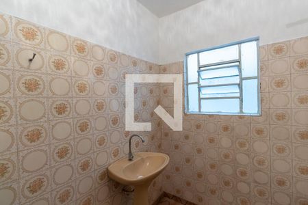 Banheiro de casa para alugar com 1 quarto, 50m² em Parque Maria Luiza, São Paulo