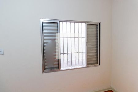 Quarto de casa para alugar com 1 quarto, 50m² em Parque Maria Luiza, São Paulo