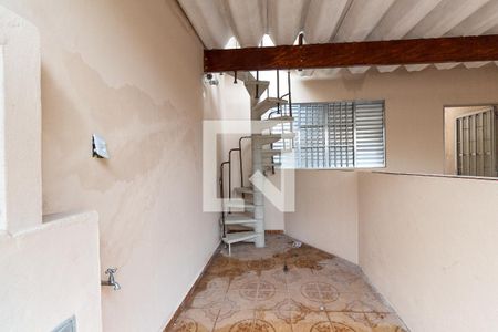 Casa para alugar com 50m², 1 quarto e sem vagaQuintal