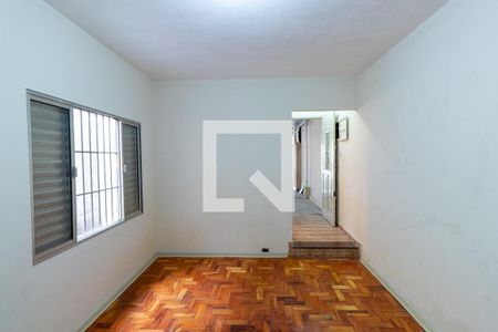 Quarto de casa para alugar com 1 quarto, 50m² em Parque Maria Luiza, São Paulo