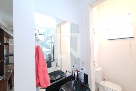 Casa à venda com 300m², 3 quartos e 4 vagas Casa à venda com 300m², 3 quartos e 4 vagasLavabo