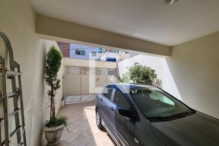 Casa à venda com 300m², 3 quartos e 4 vagas Casa à venda com 300m², 3 quartos e 4 vagasGaragem
