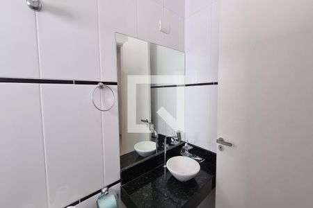 Casa à venda com 300m², 3 quartos e 4 vagas Casa à venda com 300m², 3 quartos e 4 vagasBanheiro da Suíte 2