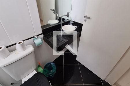 Casa à venda com 300m², 3 quartos e 4 vagas Casa à venda com 300m², 3 quartos e 4 vagasBanheiro da Suíte 2