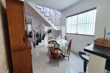 Casa à venda com 300m², 3 quartos e 4 vagas Casa à venda com 300m², 3 quartos e 4 vagasCopa