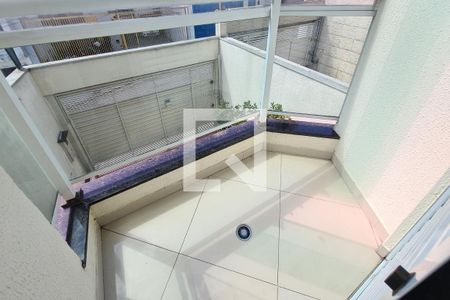 Casa à venda com 300m², 3 quartos e 4 vagas Casa à venda com 300m², 3 quartos e 4 vagasvaranda suite