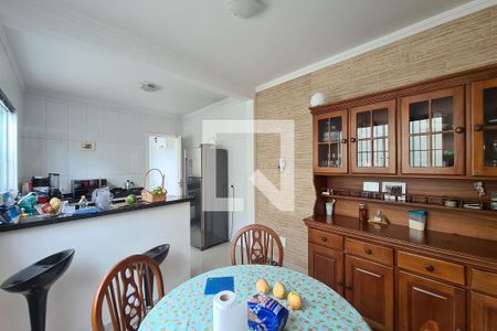 Casa à venda com 300m², 3 quartos e 4 vagas Casa à venda com 300m², 3 quartos e 4 vagasCopa