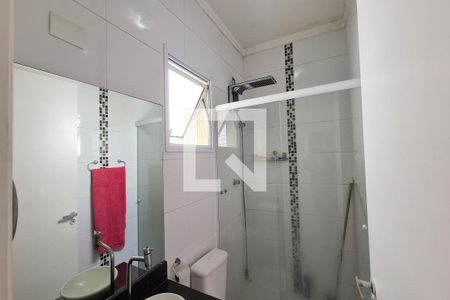 Banheiro da Suíte 1 de casa à venda com 3 quartos, 300m² em Chácara Mafalda, São Paulo