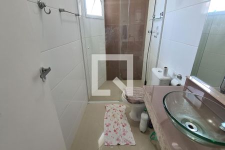 Casa à venda com 300m², 3 quartos e 4 vagas Casa à venda com 300m², 3 quartos e 4 vagasBanheiro da Suíte 3