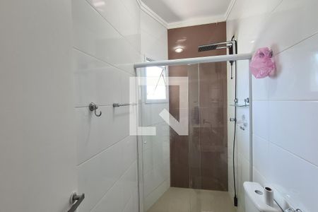 Casa à venda com 300m², 3 quartos e 4 vagas Casa à venda com 300m², 3 quartos e 4 vagasBanheiro da Suíte 3