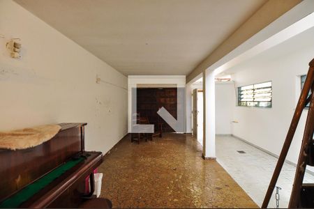 Casa à venda com 200m², 3 quartos e 5 vagasÁrea Coberta