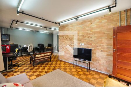 Sala de casa à venda com 3 quartos, 200m² em Vila Madalena, São Paulo