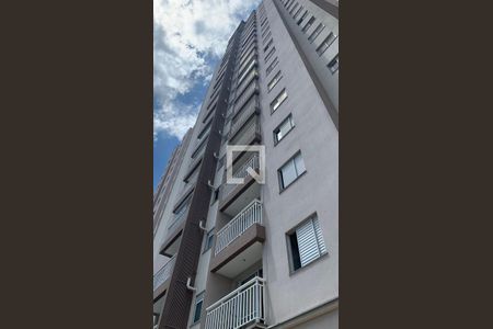 Apartamento para alugar com 65m², 2 quartos e 1 vaga Apartamento para alugar com 65m², 2 quartos e 1 vagaFachada