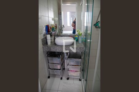 Apartamento para alugar com 65m², 2 quartos e 1 vaga Apartamento para alugar com 65m², 2 quartos e 1 vagaBanheiro do Quarto 2