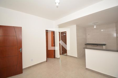 Sala/Cozinha de apartamento para alugar com 2 quartos, 52m² em Vila Valqueire, Rio de Janeiro