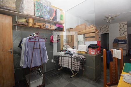 Casa à venda com 160m², 4 quartos e 2 vagasCasa 2 - Sala de jantar 