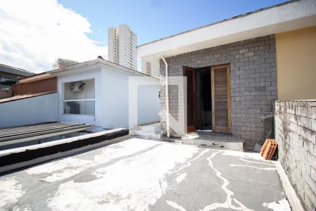 Casa à venda com 160m², 4 quartos e 2 vagasQuarto 4 - Varanda