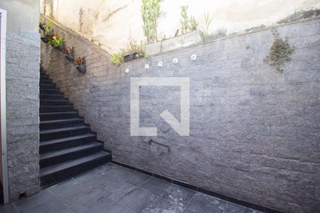 Casa à venda com 160m², 4 quartos e 2 vagasQuintal