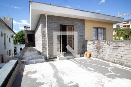 Casa à venda com 160m², 4 quartos e 2 vagasQuarto 4 - Varanda
