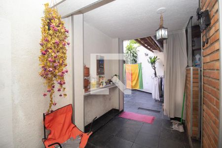 Casa à venda com 160m², 4 quartos e 2 vagasÁrea de Serviço