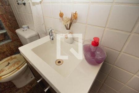 Lavabo de casa à venda com 4 quartos, 160m² em Vila Primavera, São Paulo