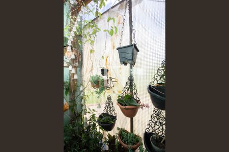 Casa à venda com 160m², 4 quartos e 2 vagasQuarto 1 - Suíte 1 - Varanda