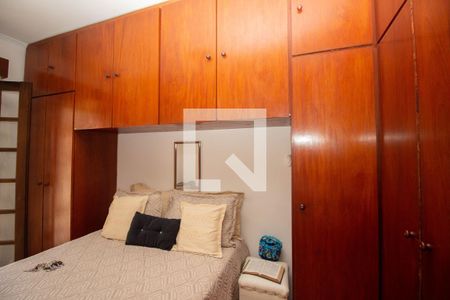 Casa à venda com 160m², 4 quartos e 2 vagasQuarto 4 - Armários