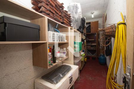 Casa à venda com 160m², 4 quartos e 2 vagasCasa 2 - Quarto de Serviço