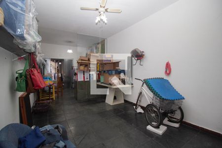 Casa à venda com 160m², 4 quartos e 2 vagasCasa 2 - Sala