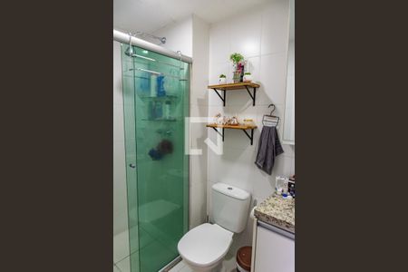 Apartamento para alugar com 70m², 2 quartos e 1 vagaBanheiro da suíte