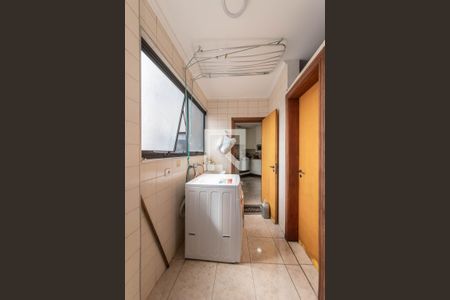 Apartamento à venda com 168m², 3 quartos e 2 vagasLavanderia