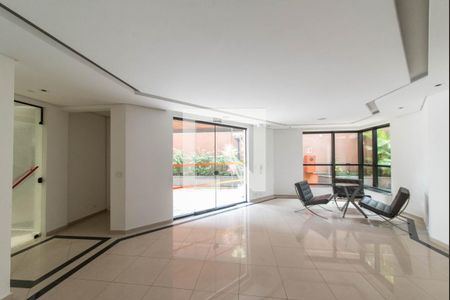 Apartamento à venda com 168m², 3 quartos e 2 vagas Apartamento à venda com 168m², 3 quartos e 2 vagasSalão de Festas
