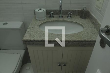 Apartamento à venda com 137m², 4 quartos e 2 vagasBanheiro da Suíte 2