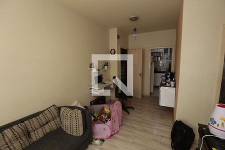Sala de apartamento à venda com 2 quartos, 48m² em Centro, Contagem