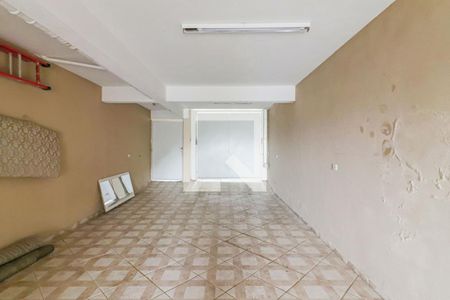 Casa à venda com 300m², 4 quartos e 4 vagas Casa à venda com 300m², 4 quartos e 4 vagasGaragem