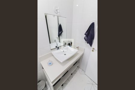 Casa à venda com 300m², 4 quartos e 4 vagas Casa à venda com 300m², 4 quartos e 4 vagasSuite 3