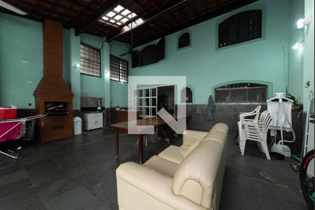 Casa à venda com 296m², 5 quartos e 5 vagasChurrasqueira