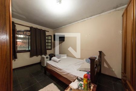 Casa à venda com 296m², 5 quartos e 5 vagasQuarto 2