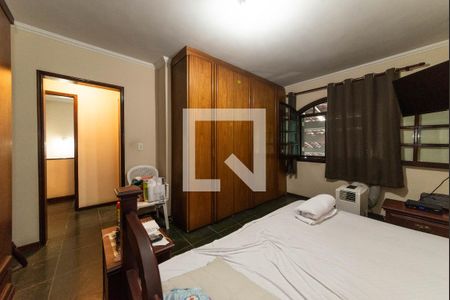 Casa à venda com 296m², 5 quartos e 5 vagasQuarto 2