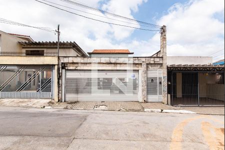 Casa à venda com 296m², 5 quartos e 5 vagasFachada