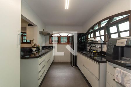 Casa à venda com 296m², 5 quartos e 5 vagasCozinha