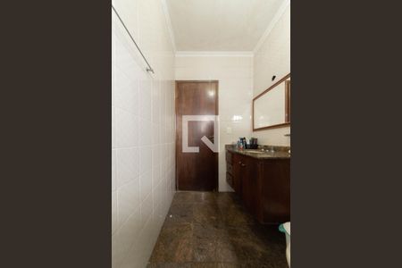 Casa à venda com 296m², 5 quartos e 5 vagasBanheiro da Suíte 3