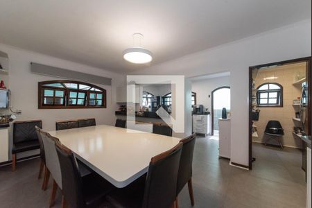 Casa à venda com 296m², 5 quartos e 5 vagasCopa