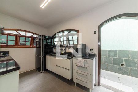 Casa à venda com 296m², 5 quartos e 5 vagasCozinha
