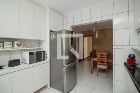 Casa à venda com 120m², 3 quartos e 5 vagas Casa à venda com 120m², 3 quartos e 5 vagasCozinha