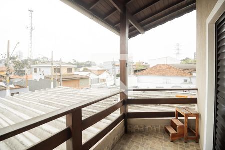 Casa à venda com 120m², 3 quartos e 5 vagas Casa à venda com 120m², 3 quartos e 5 vagasVaranda da Suite