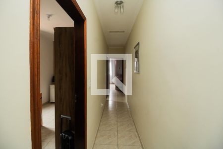 Casa à venda com 120m², 3 quartos e 5 vagas Casa à venda com 120m², 3 quartos e 5 vagasCorredor