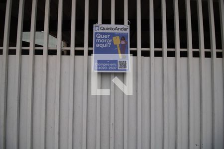 Casa à venda com 120m², 3 quartos e 5 vagas Casa à venda com 120m², 3 quartos e 5 vagasPlaquinha